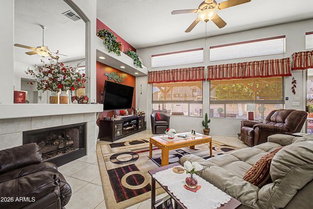 433 W DESERT Avenue, Gilbert, AZ 85233