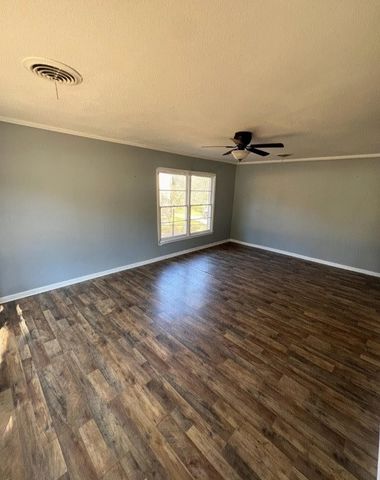 502 Tyler, Big Sandy, TX 75755