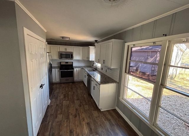 502 Tyler, Big Sandy, TX 75755