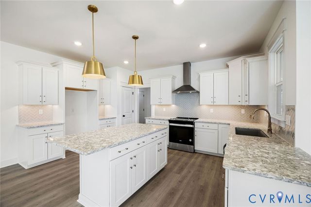 1122 Oriole Landing Ln, Manakin Sabot, VA 23103