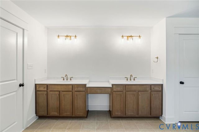 1122 Oriole Landing Ln, Manakin Sabot, VA 23103