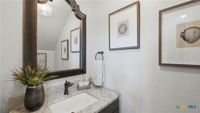 440 Oak Trace, New Braunfels, TX 78132