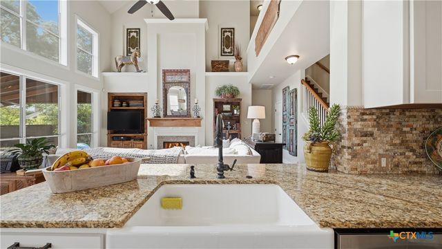 440 Oak Trace, New Braunfels, TX 78132