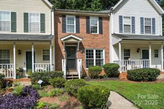 6422 Windsor Gate Lane, Charlotte, NC 28215