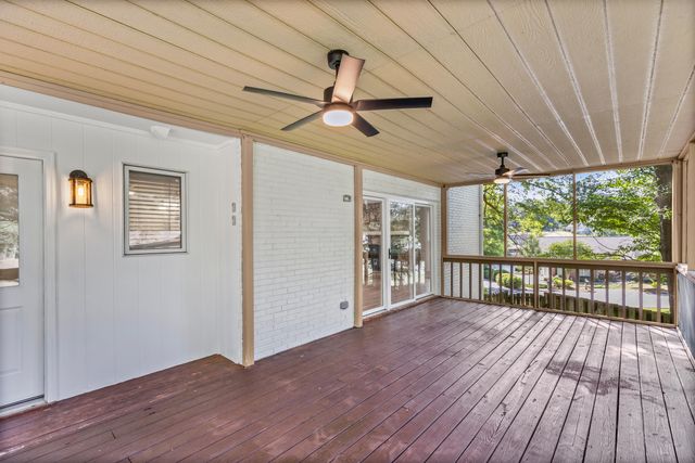 809 Burden Lake Road, Aiken, SC 29803