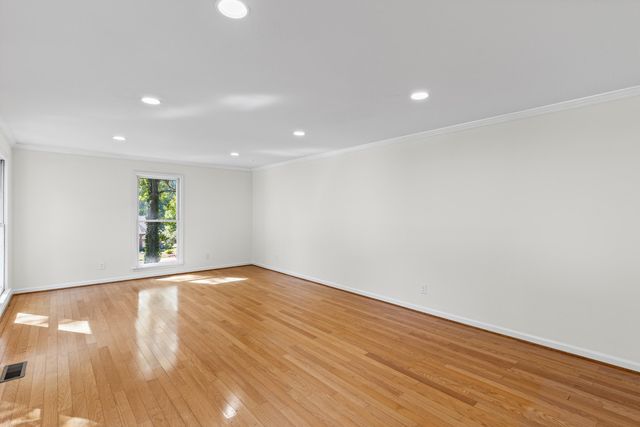 809 Burden Lake Road, Aiken, SC 29803