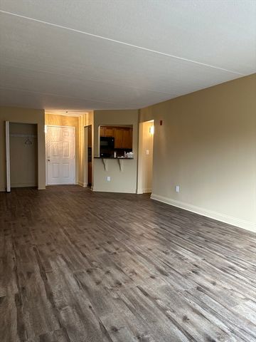 934 Southern Artery 110, Quincy, MA 02169