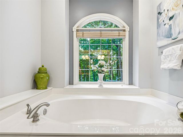 840 Stoney Stream Lane, Arden, NC 28704