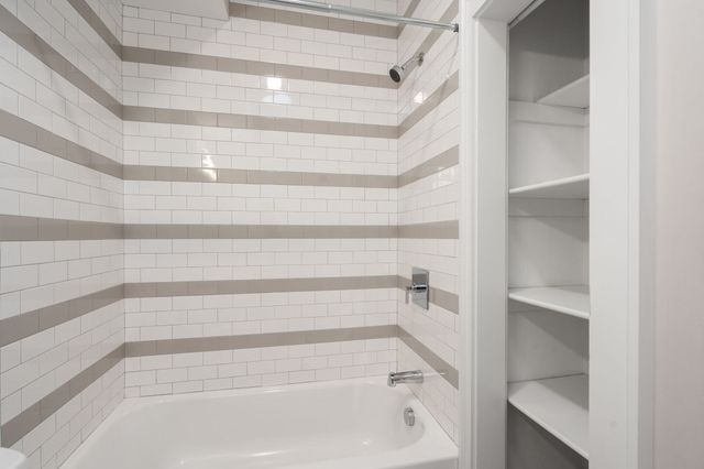 17 Vinton Street 5, Boston, MA 02127