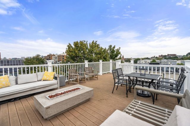 17 Vinton Street 5, Boston, MA 02127