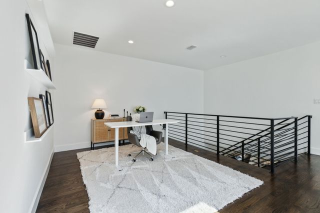 2004 Prairie Avenue, Dallas, TX 75204