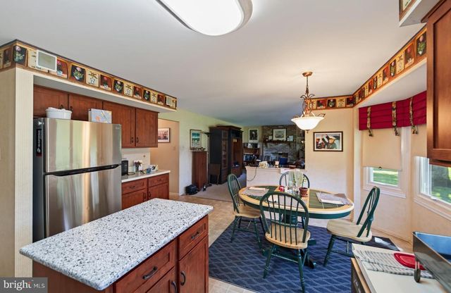 325 SONNET LN, Collegeville, PA 19426