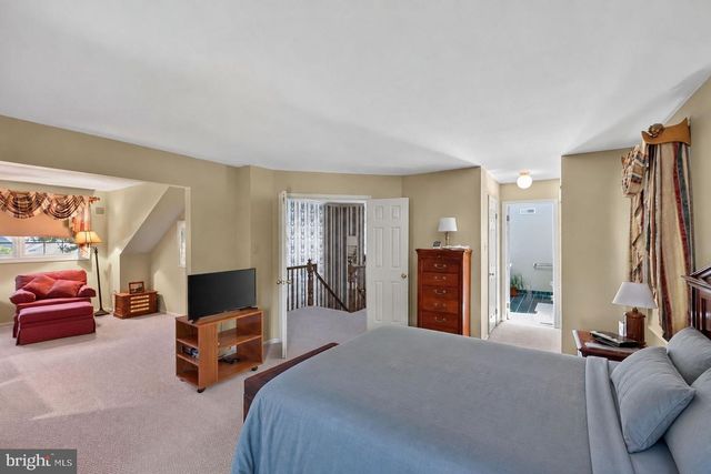325 SONNET LN, Collegeville, PA 19426