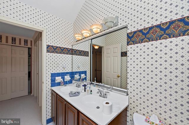 325 SONNET LN, Collegeville, PA 19426