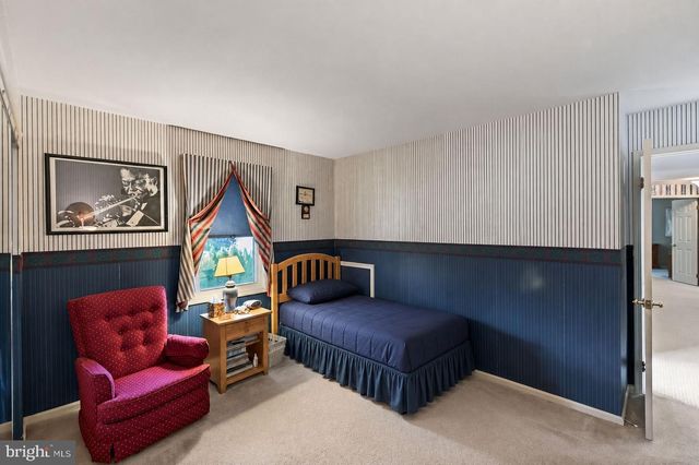 325 SONNET LN, Collegeville, PA 19426