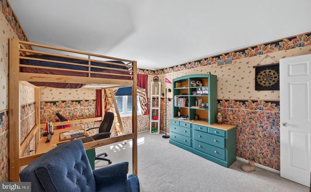 325 SONNET LN, Collegeville, PA 19426