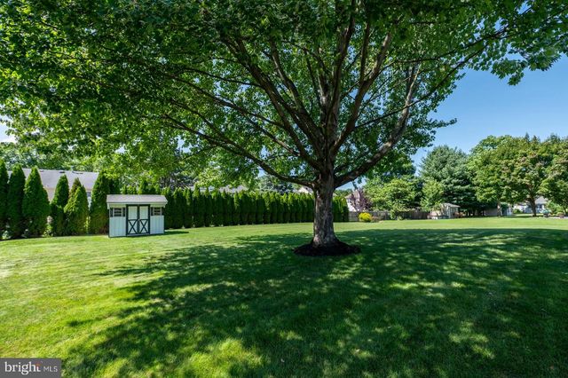 325 SONNET LN, Collegeville, PA 19426