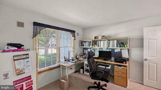 325 SONNET LN, Collegeville, PA 19426