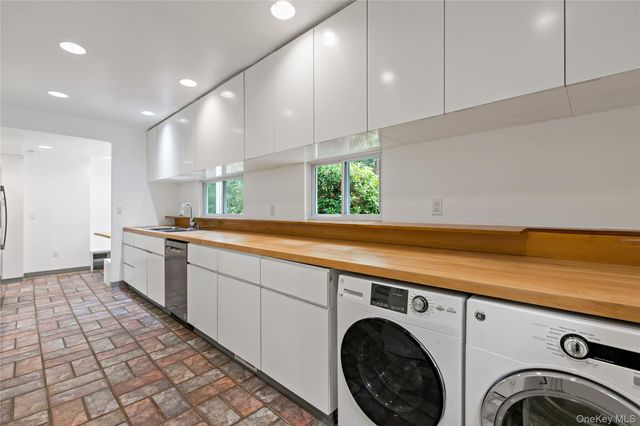 3 Tory Lane, Scarsdale, NY 10583