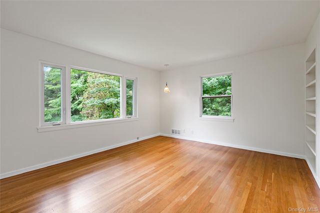 3 Tory Lane, Scarsdale, NY 10583