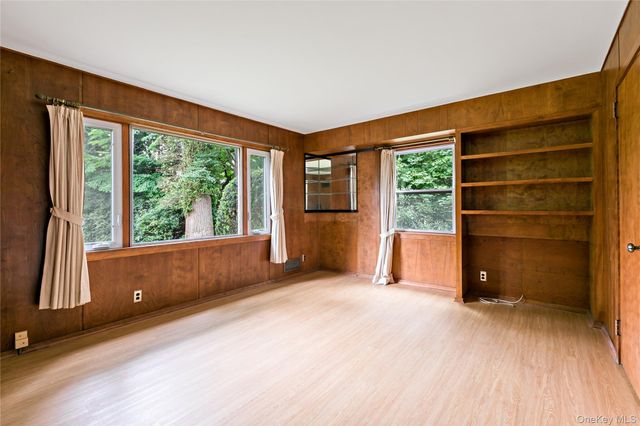 3 Tory Lane, Scarsdale, NY 10583