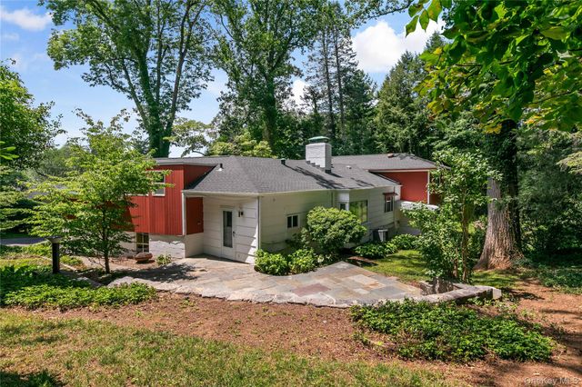 3 Tory Lane, Scarsdale, NY 10583