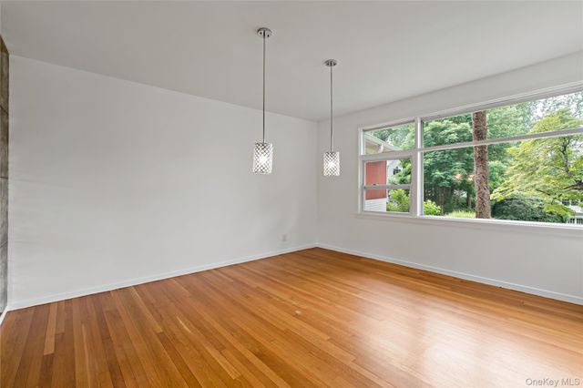 3 Tory Lane, Scarsdale, NY 10583