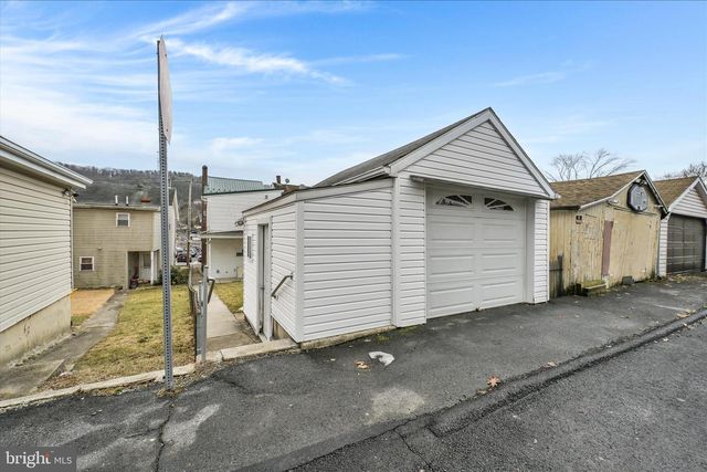 429 W COLUMBIA ST, Schuylkill Haven, PA 17972