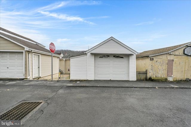 429 W COLUMBIA ST, Schuylkill Haven, PA 17972