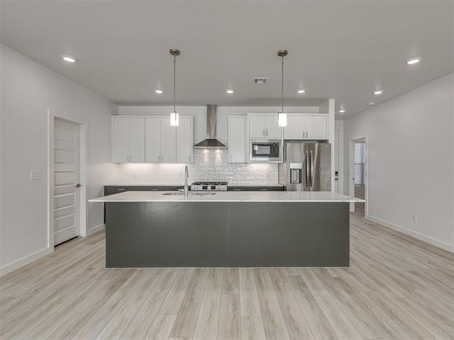 4220 NW 180th Street, Edmond, OK 73012