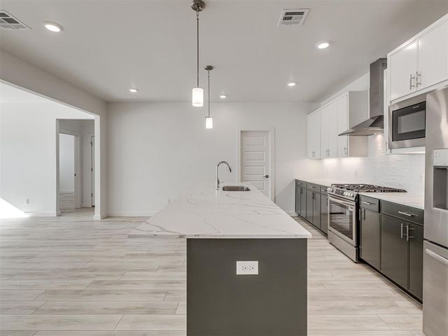 4220 NW 180th Street, Edmond, OK 73012