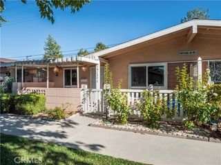 19126 Avenue of the Oaks C, Newhall (santa Clarita), CA 91321