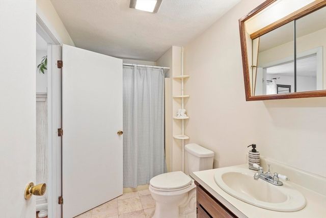 12 Murphy, Hudson, MA 01749