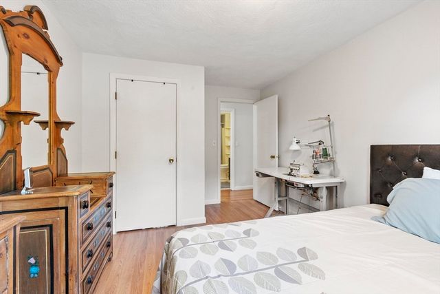 12 Murphy, Hudson, MA 01749