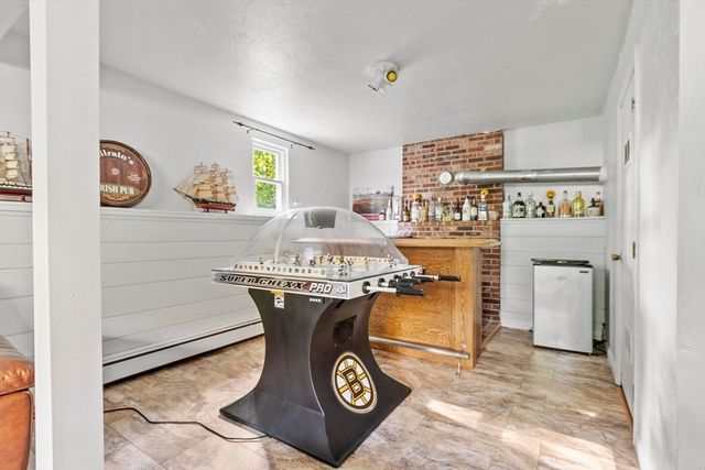 12 Murphy, Hudson, MA 01749