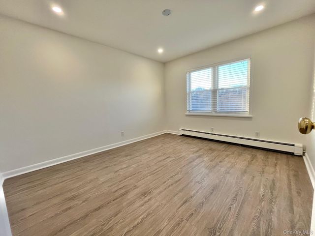 103 Bennett Avenue 2, Yonkers, NY 10701