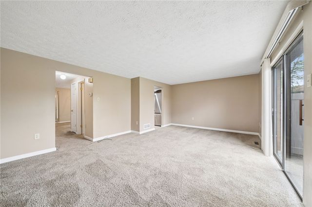 224 Sequoia Ct, Unity Twp, PA 15650