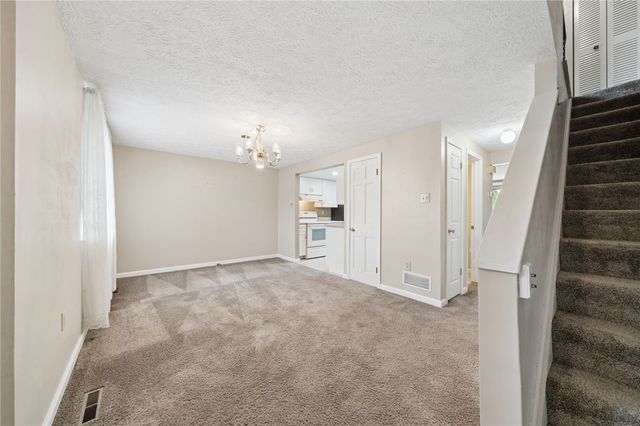 224 Sequoia Ct, Unity Twp, PA 15650