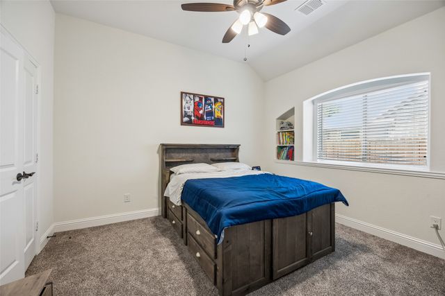 203 Memory Lane, Waxahachie, TX 75165