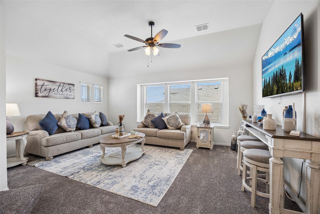 203 Memory Lane, Waxahachie, TX 75165
