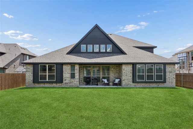 203 Memory Lane, Waxahachie, TX 75165