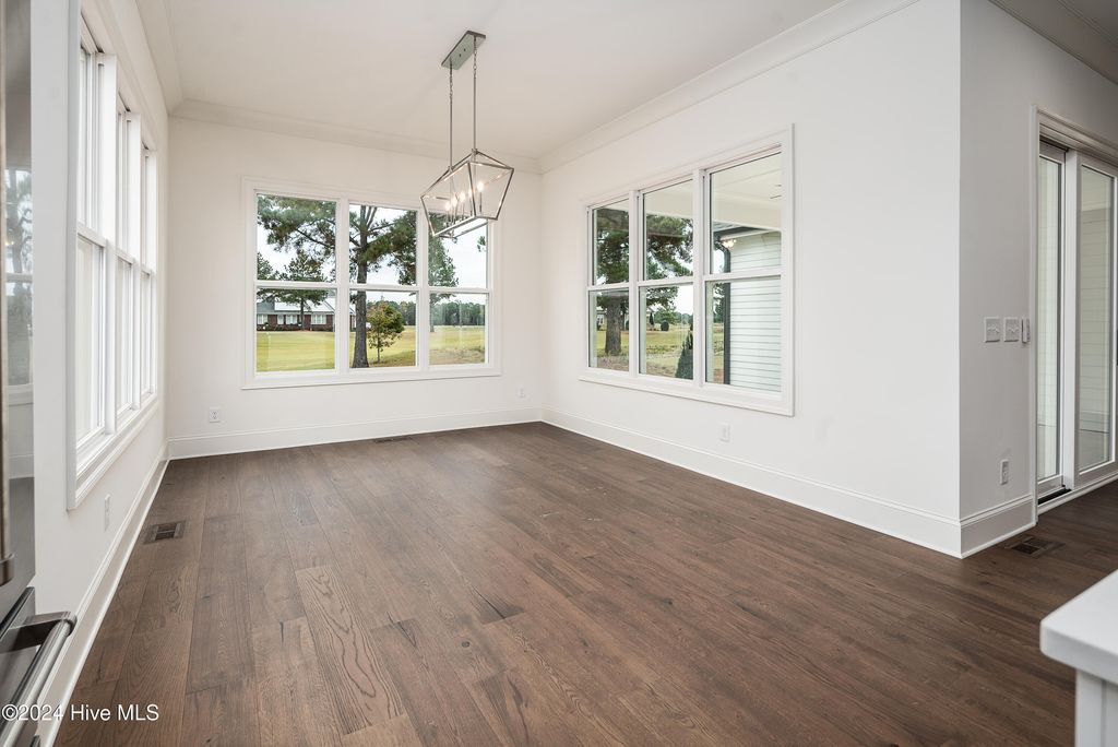 Image 17 of property listing at 46 Pine Tree Point, Snow Hill, NC 28580