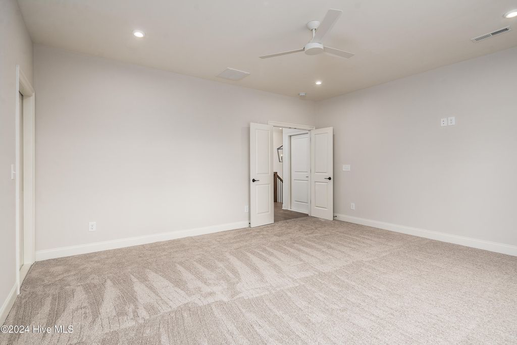Image 31 of property listing at 46 Pine Tree Point, Snow Hill, NC 28580