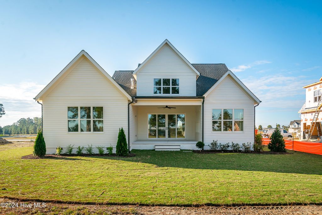 Image 45 of property listing at 46 Pine Tree Point, Snow Hill, NC 28580