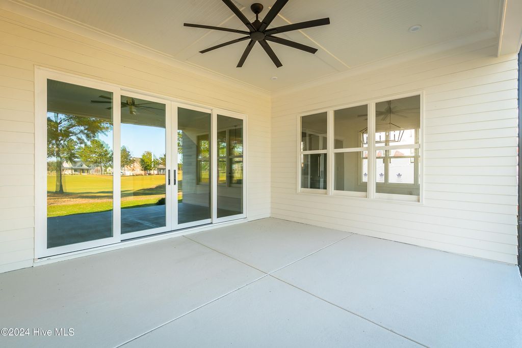 Image 46 of property listing at 46 Pine Tree Point, Snow Hill, NC 28580