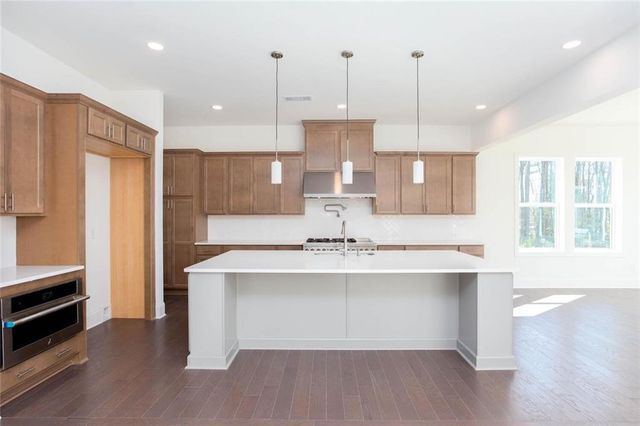 6620 Pond View Drive, Cumming, GA 30028