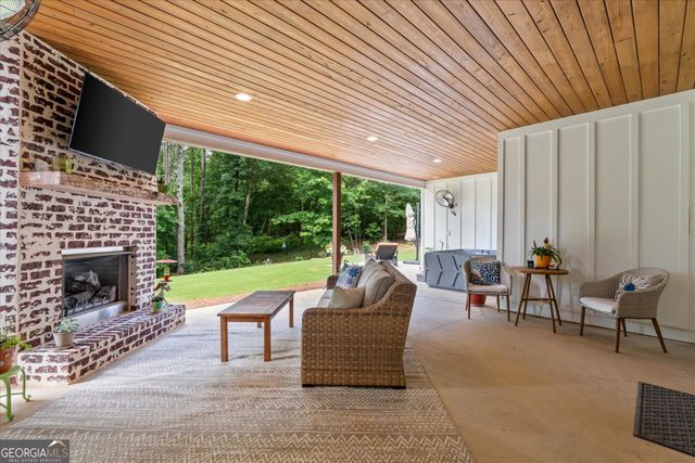 65 Pope Road, Buchanan, GA 30113