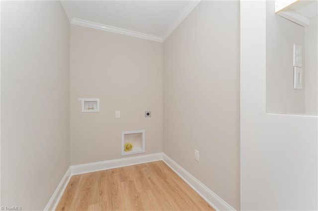 122 Lake Street, Elkin, NC 28621