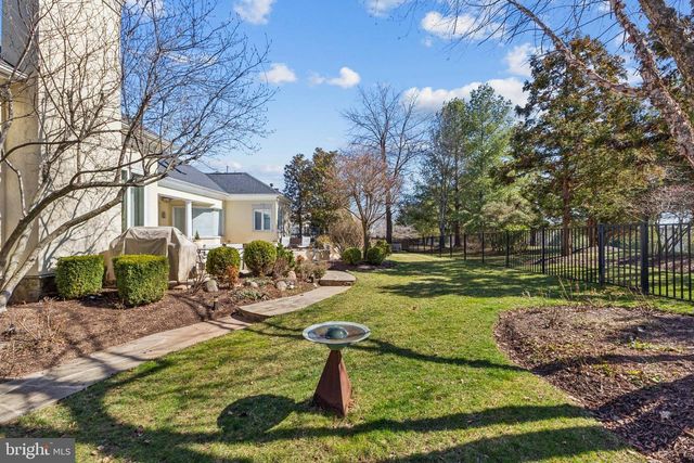 8268 ROXBOROUGH LOOP, Gainesville, VA 20155