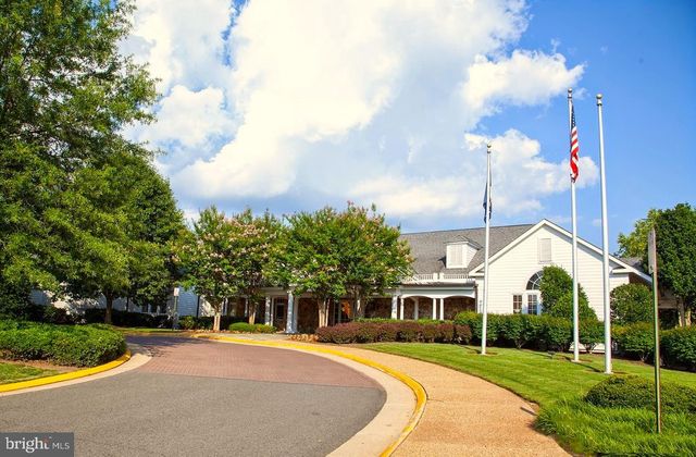 8268 ROXBOROUGH LOOP, Gainesville, VA 20155